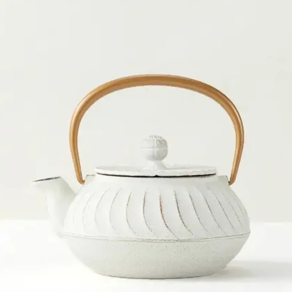 cast_iron_teapot_white_wa_0.webp MIYA Company Teapots - Cast Iron^Cast Iron Teapot White Wave Gold Handle