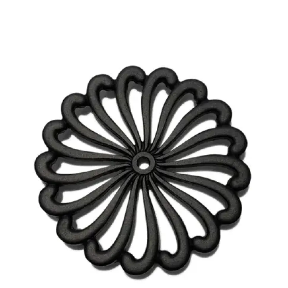 cast_iron_trivet_mum_blac_0.webp MIYA Company Teaware Accessories^Cast Iron Trivet Mum Black 8.25"
