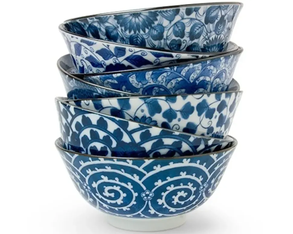 kikuzome_karakusa__bowl_2.webp MIYA Company Medium Bowls^Kikuzome Karakusa 6" Bowl