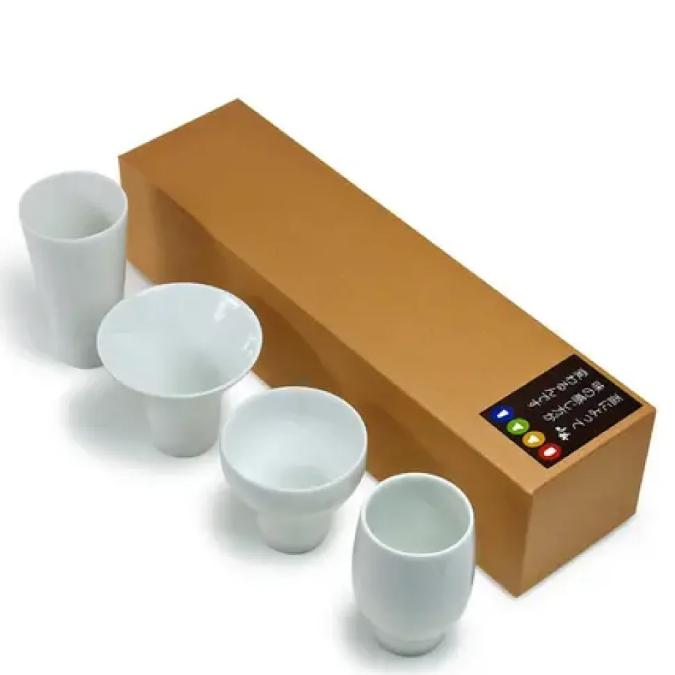 tasting_sake_cup_set_0.webp MIYA Company Sake Sets^Tasting Sake Cup Set