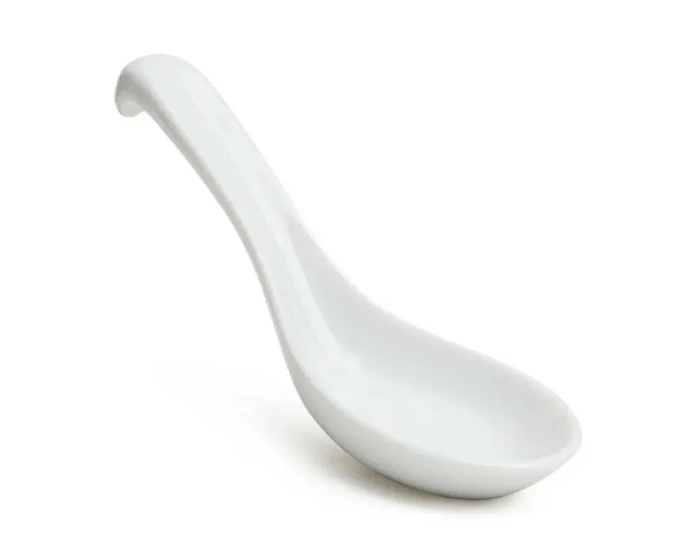 white_porcelain_soup_spoo_1.webp MIYA Company Soup Spoons^White Porcelain Soup Spoon With Stopper